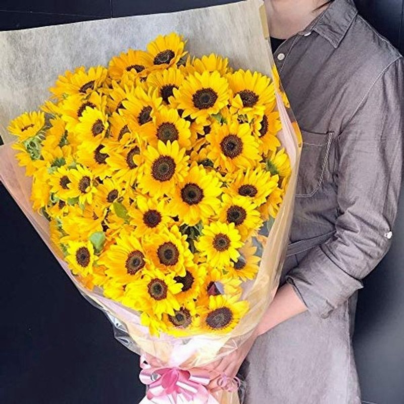 Bisesflower ヒマワリ 花束 100本 プレゼント サプライズ お祝い プロポーズ ギフト 向日葵 誕生日 記念日 大切な日 告白 通販 Lineポイント最大0 5 Get Lineショッピング