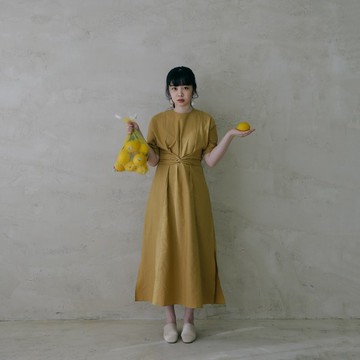 耀眼芥末黃綁帶洋裝