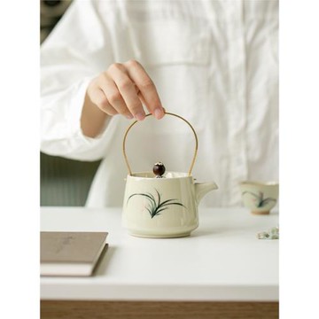 儒里 草木灰手繪蘭花提梁壺復古銅把 陶瓷泡茶壺家用大容量茶水壺