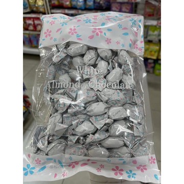 🇯🇵日本北海道杏仁白巧克力 250 g