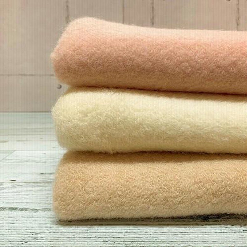 日本限定モデル】 ファー生地 幅約160cm パープル 50cm単位以上からオーダーカット ※表示価格は50cm単位の価格となります 