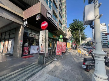 近文化中心-三多&光華商圈-大四房雙平車｜高雄市苓雅區福建街