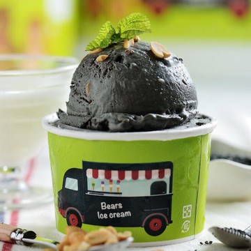 黑芝麻花生冰淇淋（250/盒）採用與小農蔡獻忠所種植的台西港黑芝麻手工新鮮限量製作（不色素香料）低脂低熱量|網路人氣推純天然手工冰淇淋人氣第一名首選品|伴手禮｜夏天團購美食▶消費滿$799免運費 【倍爾思手工冰淇淋】