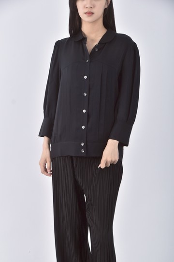 (S) gay giano質感百褶黑色長袖上衣