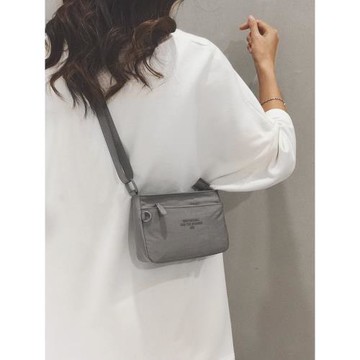 娜芊小包包斜挎包單肩包男女春夏新款休閑百搭手機小方包尼龍布包