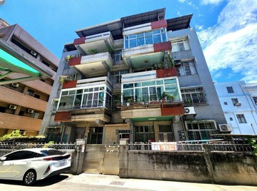 楊小扁~鄰亞灣區捷運紅線及中央公園可店住一樓+B1｜高雄市苓雅區仁義街