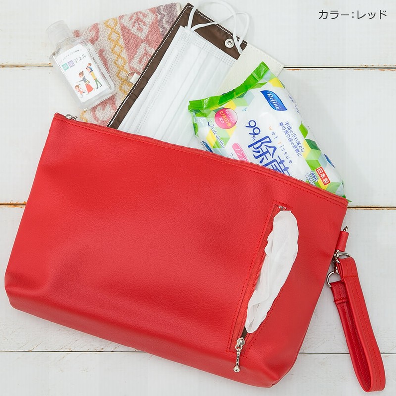 おむつポーチ「occhi」日本製 PVC レザー 抗菌 防臭 名入れ おしりふき 内蔵 大容量 おしゃれ かわいい 大きめ 男の子 女の子 クラッチ 軽量 携帯 シンプル 通販 LINEポイント最大0.5%GET LINEショッピング お名前入り合皮のおしりふきポーチ