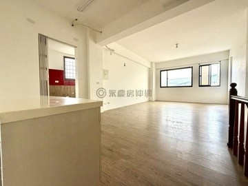 竹北-專任稀有黃金臨路邊間透天住店｜新竹縣竹北市中正西路