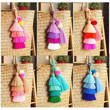 現貨泰國🇹🇭手工製作民族風格四層流蘇球球掛件飾品 /彩色毛球流蘇掛件 包包