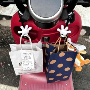 🌸臺灣出貨🌸米奇手掌掛鉤電動車嬰兒車前置二代輕便愛瑪飛機把通用掛鉤
