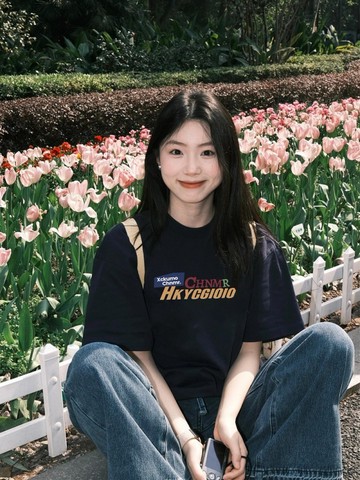 黑色美式重磅純棉短袖正肩女T恤寬鬆大尺碼半袖夏日女生上衣 印花寬鬆情侶短袖T 上衣女 美式t