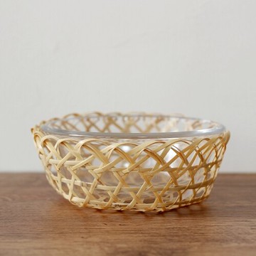 日本白竹器附玻璃小缽13cm_雅竹． 日本竹工藝 豆缽 缽 皿 玻璃碗 竹碗 碗 白竹花柄深小鉢ガラス付【竹道具】