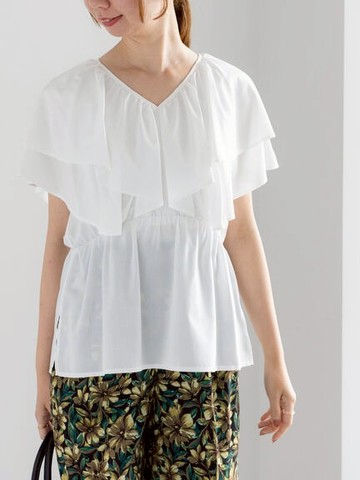 飄逸感荷葉層次造型V領襯衫(0F000889010) - Te chichi