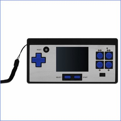 FC用互換機「8ビットポケット」( ファミコン 2.8インチ
