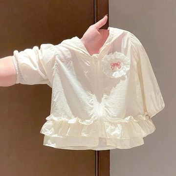 網友狂推💬 女童防曬外套 輕薄透氣 荷葉邊設計 甜美風格 夏季防曬衣 涼感皮膚衣 清倉特價