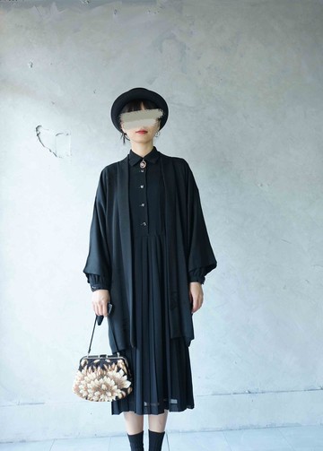 尋寶古著-黑色山河意象織紋質感日本羽織和服