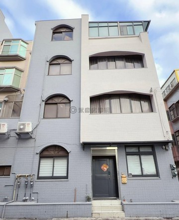 峮峮~專任-縣政三面採光美透天/大四房/獨立車庫｜新竹縣竹北市縣政十八街