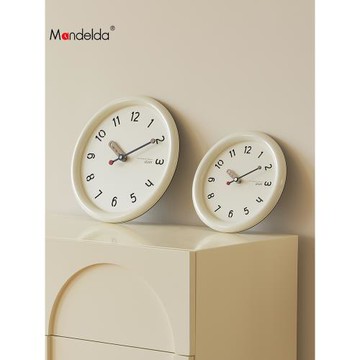 Mandelda免打孔現代簡約鐘表掛鐘客廳時尚大氣家用圓形時鐘表掛墻