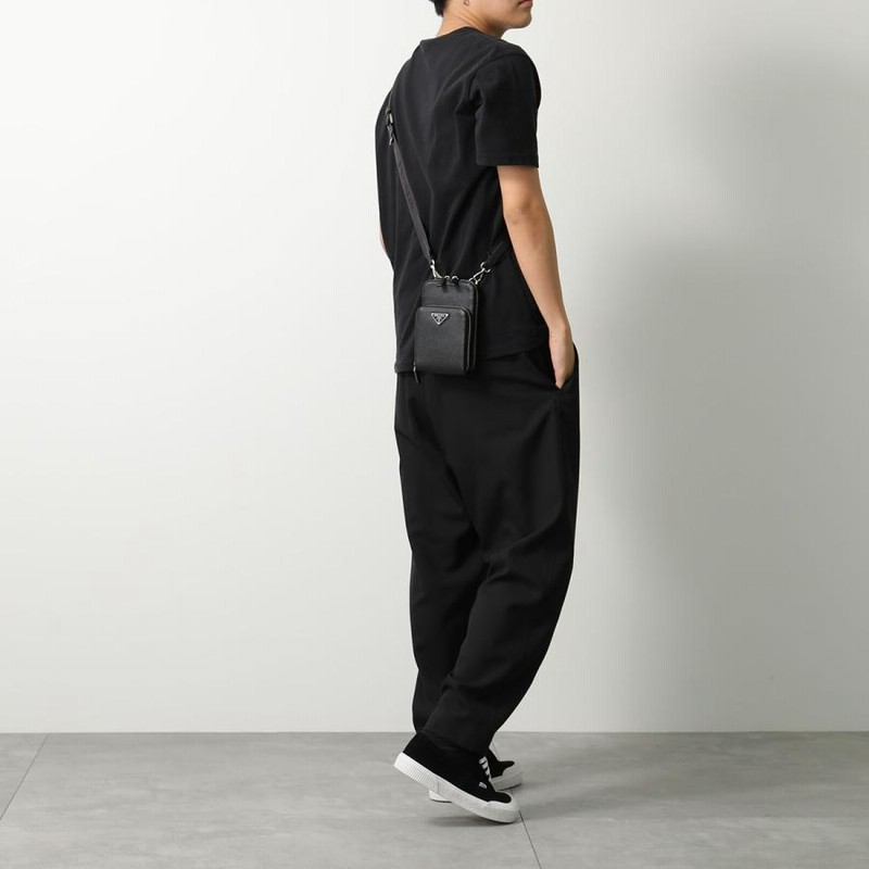 PRADA プラダ 2ZH126 053 サフィアーノレザー スマートフォン PRADA プラダ 2ZH126 053 サフィアーノレザー スマートフォン