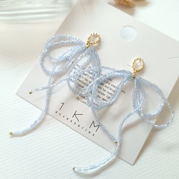 1KM細密晨露•珠串線條蝴蝶結耳環-3色