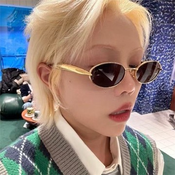 25新款沙丁魚鏡腿時尚太陽鏡1305明星同款蛤蟆鏡防紫外線墨鏡女