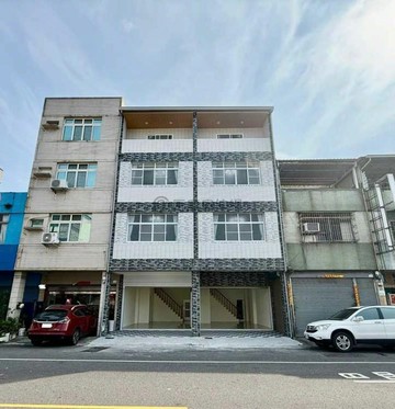 小港/桂林商圈/一樓挑高/臨10米路店面52580｜高雄市小港區孔鳳路