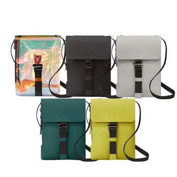 Splash Mini Crossbody 迷你斜背包 經典黑