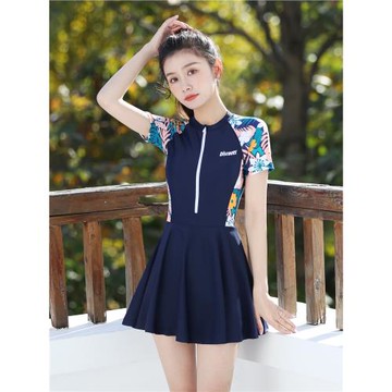 泳衣女夏2024新款遮肚顯瘦連體女士保守大碼泡溫泉游泳衣女款泳裝