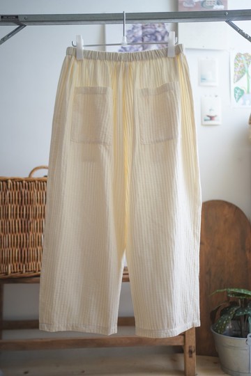 米白立體直條直筒寬褲