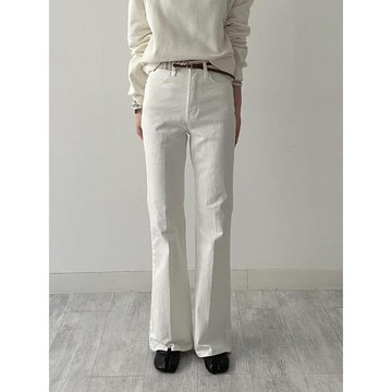 Codibook｜韓國 inchant me 休閒純白腰帶微喇牛仔褲［預購］牛仔褲 女裝