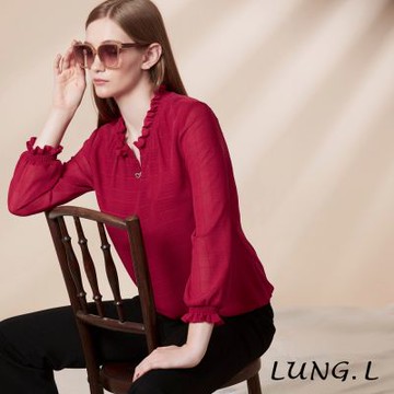 林佳樺LUNG.L 紅色荷葉細褶V領雪紡長袖女裝上衣 LT40A