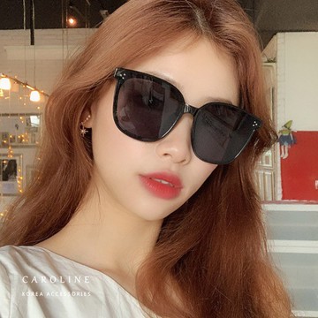 Caroline年度最新網紅款潮流行時尚百搭明星抗UV太陽眼鏡 70619