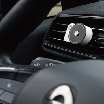 Tacle 它可 北歐復古唱片機 汽車香水 - 月白