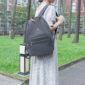 輕盈紓壓雙側拉鍊防盜後背包03462(大款加寬)-莫蘭迪灰