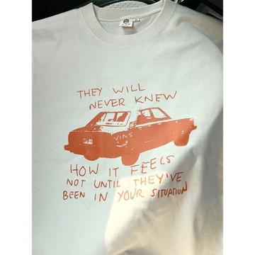 好久沒出復古T了｜在宇間工作室T恤