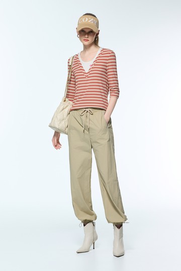 淺木色運動風休閒褲