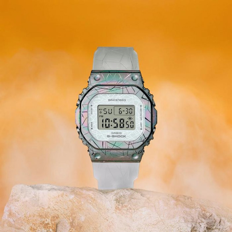 CASIO◇クォーツ腕時計_G-SHOCK/デジタル/ラバー/グレー/グレー