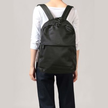 agnes b.Voyage 簡約 尼龍 後背包 黑色