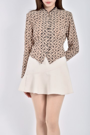 (S) theno碎花修身短版蕾絲邊滿版印花杏色襯衫上衣