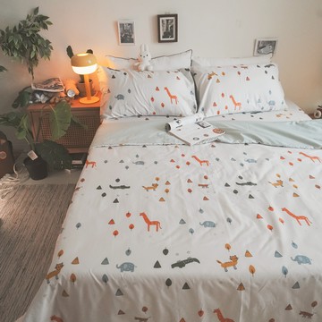 棉床本舖｜獨家插畫x動物森活 ❱ 60s精梳棉-床包+兩用被 - D4雙人床包+兩用被組/含枕套