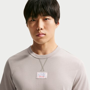 Nike Sportswear Premium Essentials T-Shirt