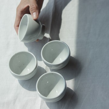 斑點白瓷酒杯 80ml  4個  65 x 50 毫米