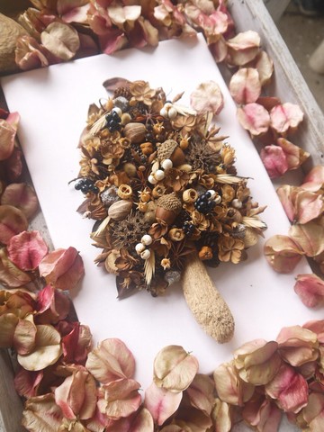 果實.樹.豐收果實色系.乾燥花.聖誕節.情人節.生日花禮(可吊掛)