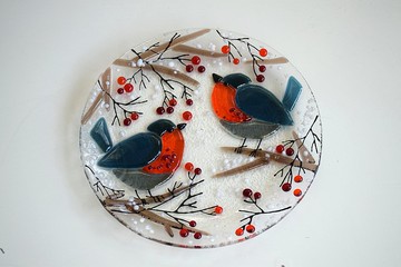 帶雀的甜點盤 — 用於糖果的熔融玻璃手繪盤