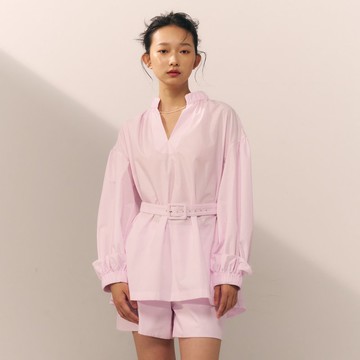 落肩澎袖腰帶上衣 /粉色細直條紋