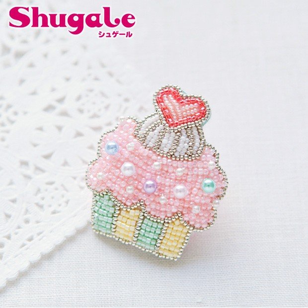 刺繍 キット Piece Anneさんのビーズ刺しゅうキット カップケーキのブローチ ストロベリー 通販 Lineポイント最大0 5 Get Lineショッピング