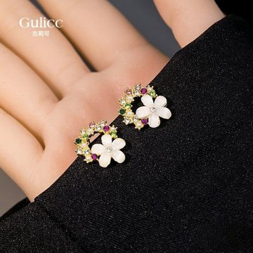 Gulicc 花朵 鑲鑽 耳環(七夕情人節 飾品 耳飾 耳釘 耳扣 耳環 生日禮物 )