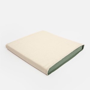 PALETTE單接縫立體裁剪薄坐墊40x40x4cm 奶白綠