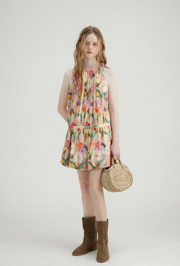 浪漫的春夏氛圍 復古打褶中低腰花苞連身裙 白色/花色