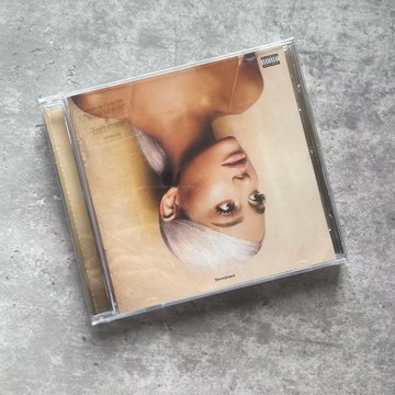 【正版】A妹 Ariana Grande Sweetener CD